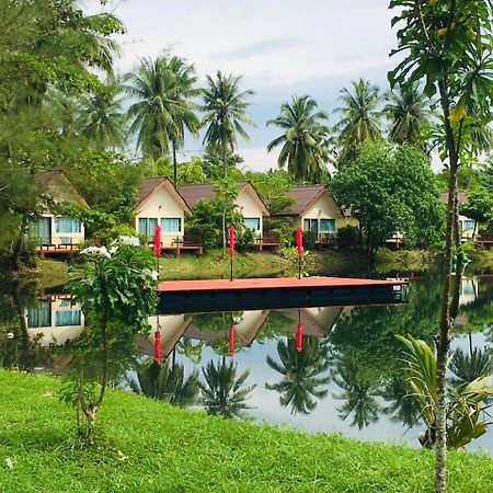 Khao Lak Golden Coconut 호텔 외부 사진
