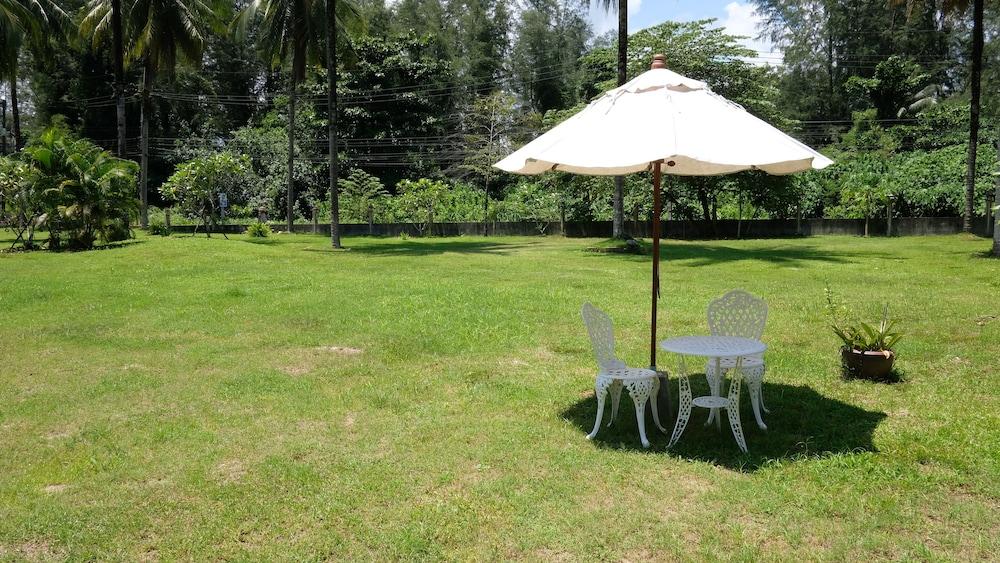 Khao Lak Golden Coconut 호텔 외부 사진