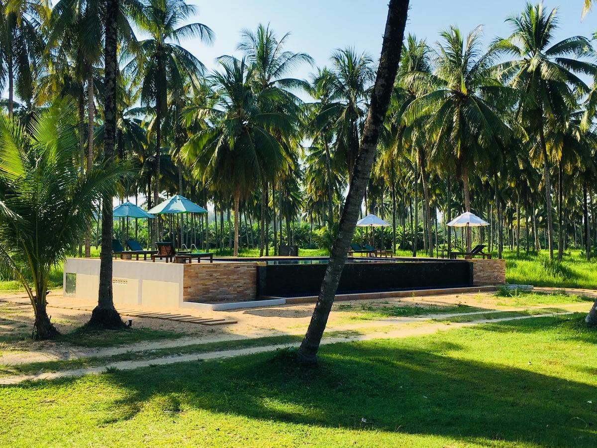 Khao Lak Golden Coconut 호텔 외부 사진