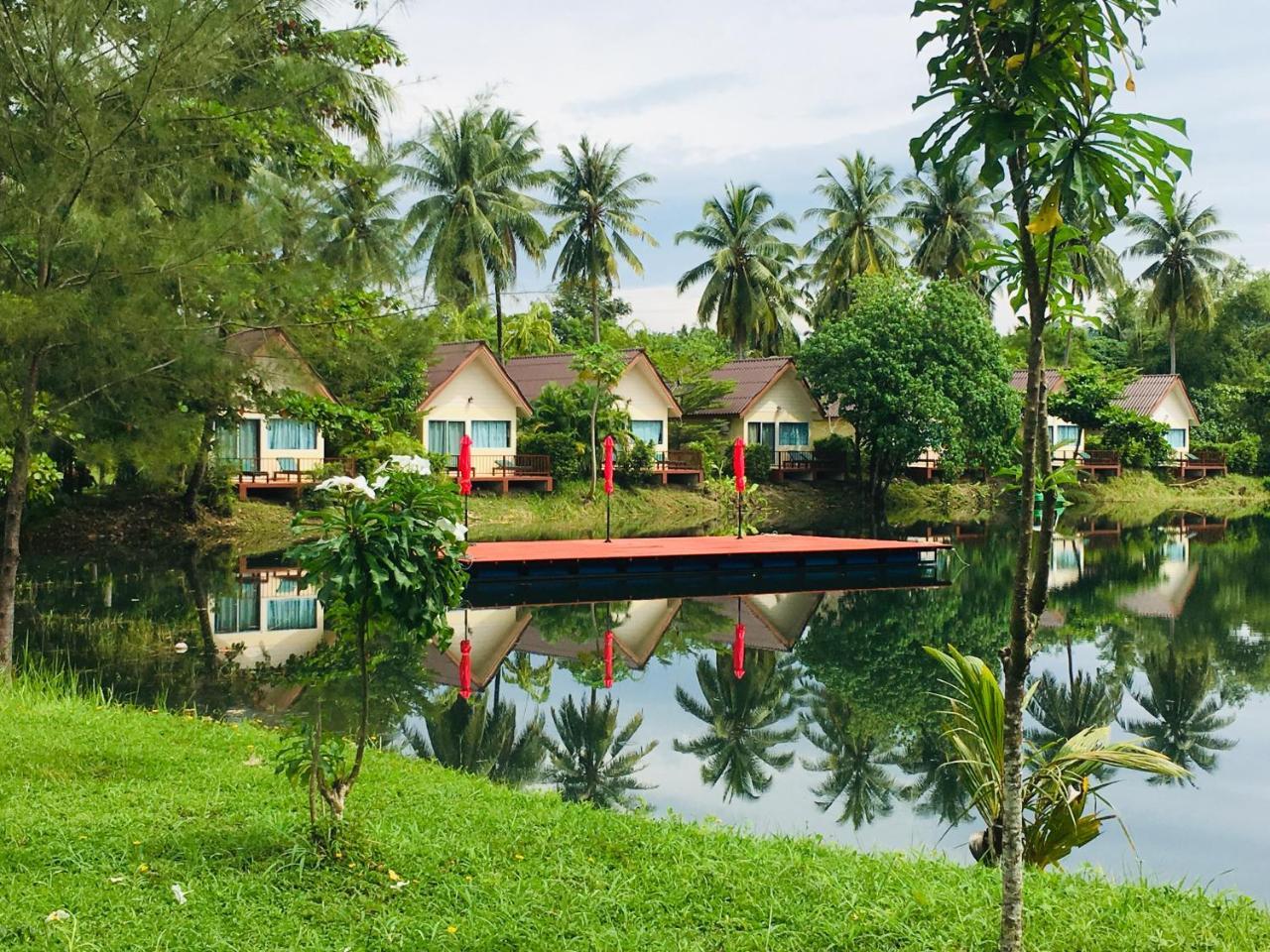 Khao Lak Golden Coconut 호텔 외부 사진